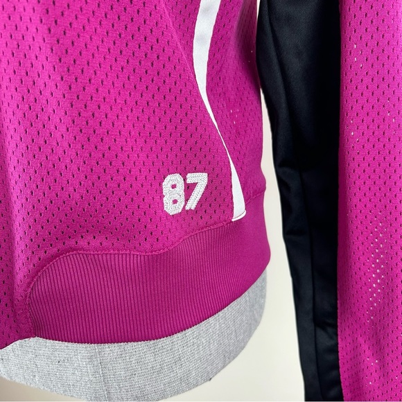 Nike Retro Mesh Chainstitch Embroidered Women's Purple and Black Jacket - Picture 2 of 9